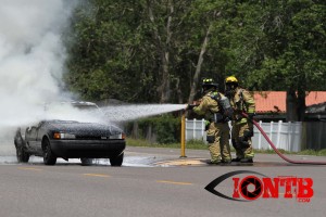 Car fire in Seminole